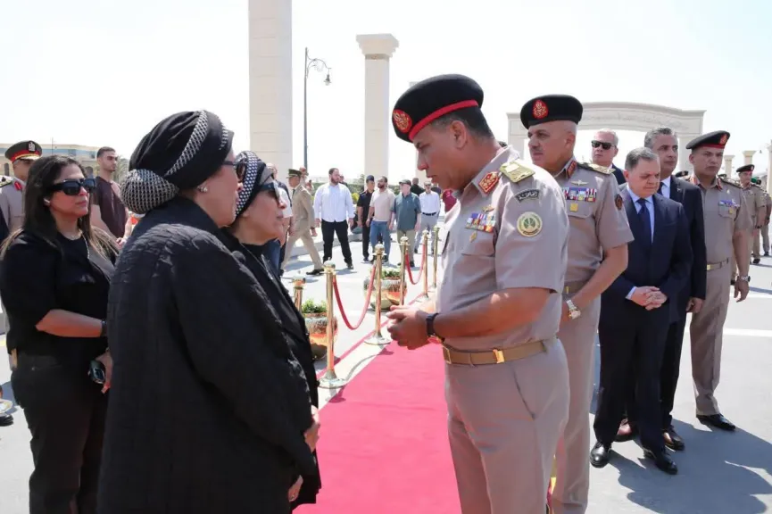 وزير الدفاع يتقدم الجنازة العسكرية للفريق يوسف عفيفى أحد قادة حرب أكتوبر المجيدة