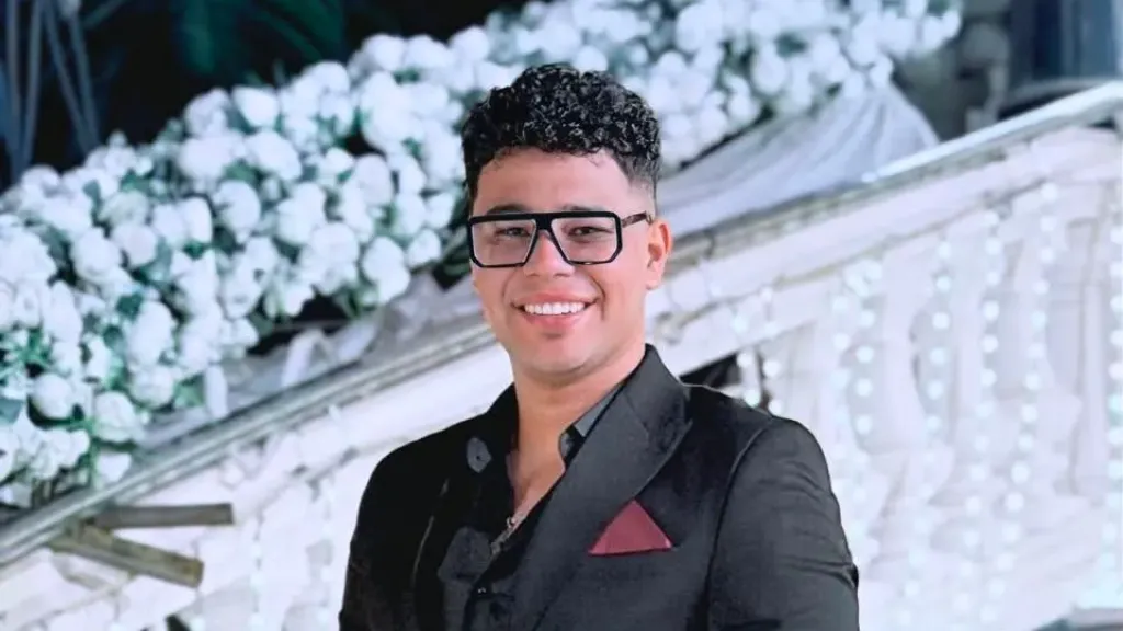 أمير فهيم يستعد لطرح دويتو جديد بعنوان «حفرنا الصخر بإيدينا»