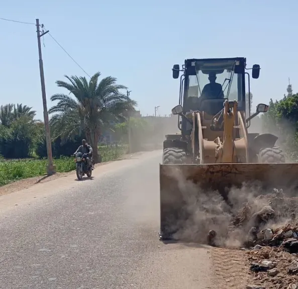رفع 465 طن من المخلفات والقمامة بنجع حمادي بقنا وتسليمها بالكامل إلى مصنع السماد العضوي بحاجر الجبل