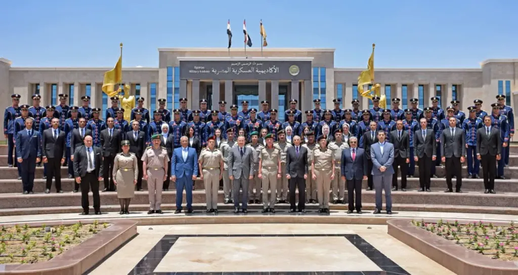 الأكاديمية العسكرية المصرية توقع بروتوكول تعاون مع أكاديمية البحث العلمى والتكنولوجيا