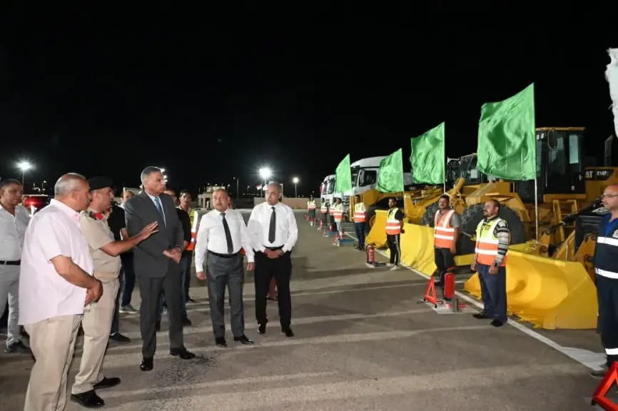 محافظ جنوب سيناء والقيادات الأمنية والتنفيذية يشهدون إصطفاف 54 وحدة من معدات مجابهة الكوارث والأزمات