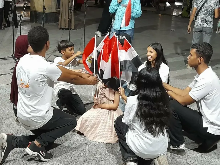 ”شارع الفن” يحتفي بذكرى ثورة 30 يونيو بعروض فنية ووطنية في أسوان