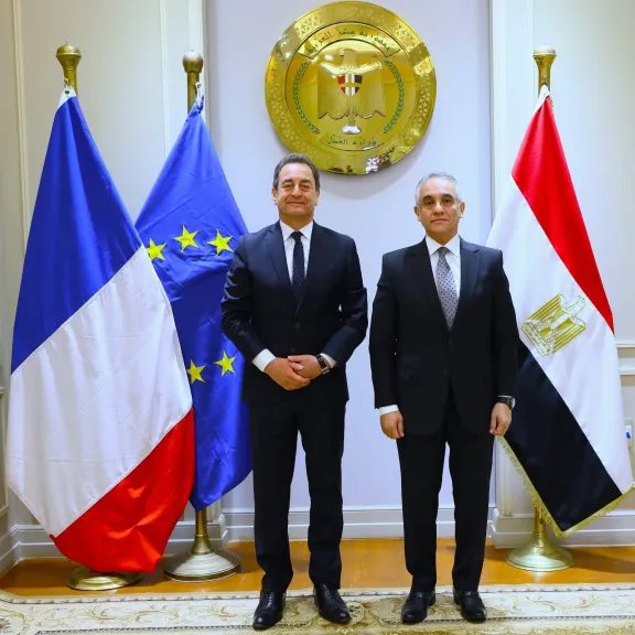 وزير العدل يستقبل سفير جمهورية فرنسا بالقاهرة  لبحث أفق التعاون القضائي المشترك
