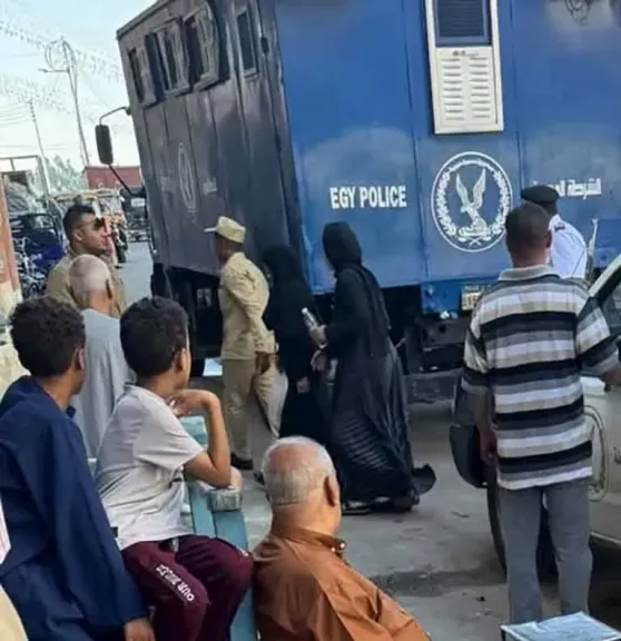 المتهمين 