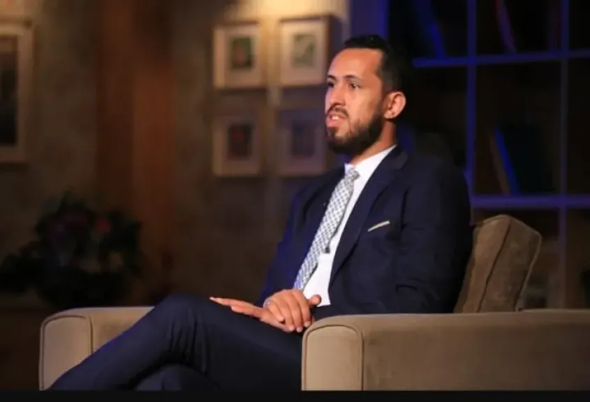 هل يسقط الزواج الثاني نفقة الأولاد؟.. كريم أبو اليزيد يجيب ويفاجئ الجميع