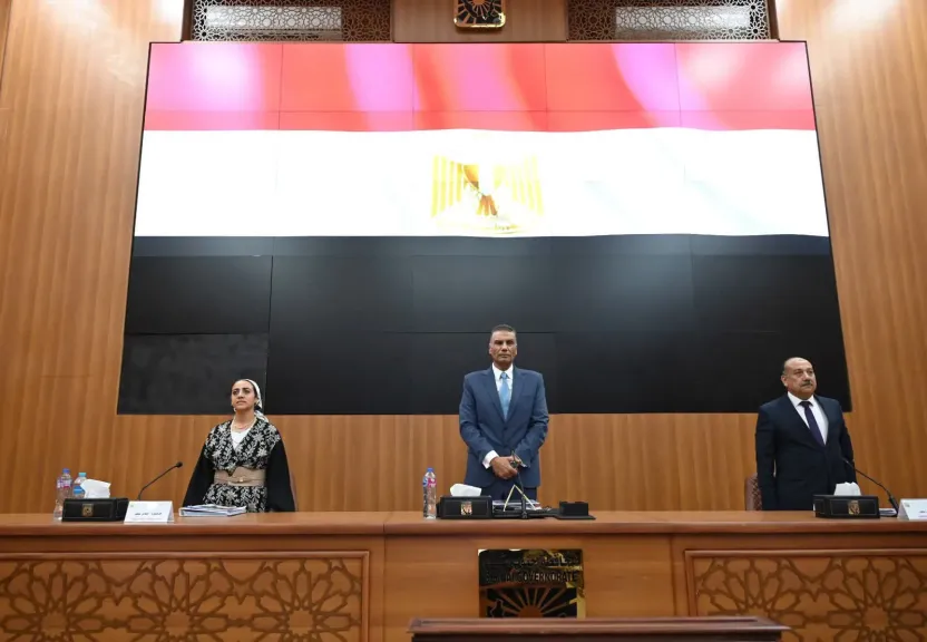 إجتماع المجلس التنفيذي لمناقشة المشروعات الخدمية 