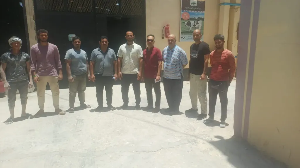 محافظ قنا: لجان مشتركة من مديرية العمل والتأمينات لمراجعة مواقف العمال بالمناطق الصناعية