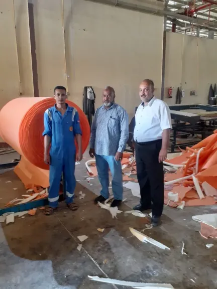 حملات تفتيش لضبط منظومة العمل بالمناطق الصناعية بقنا والتأكد من تطبيق الحد الأدنى للأجور
