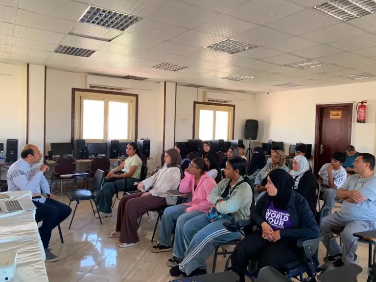 ندوات تعريفية بالمبادرة الوطنية للمشروعات الخضراء الذكية بمدن جنوب سيناء