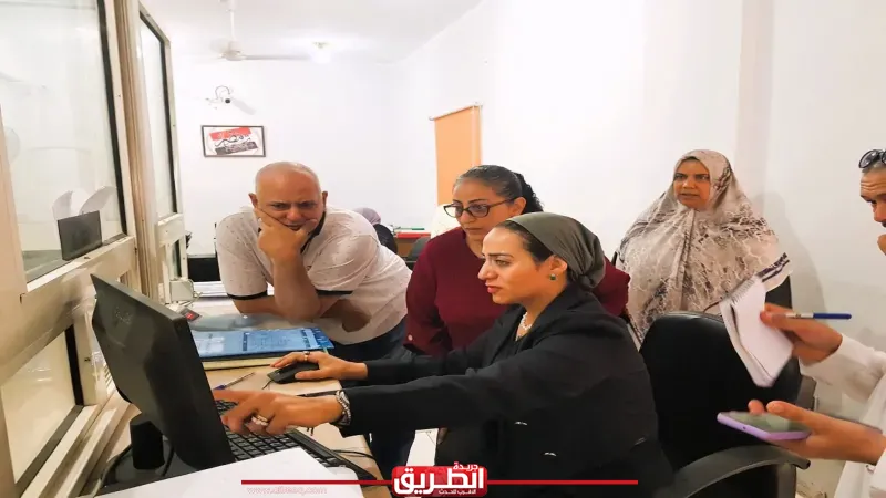 نائب محافظ جنوب سيناء تعقد جولة ميدانية لمتابعة سير العمل بالمراكز التكنولوجية بأبورديس وأبوزنيمة