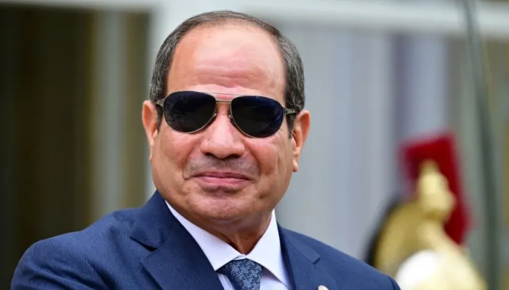 الرئيس السيسي يصل إلى تنزانيا