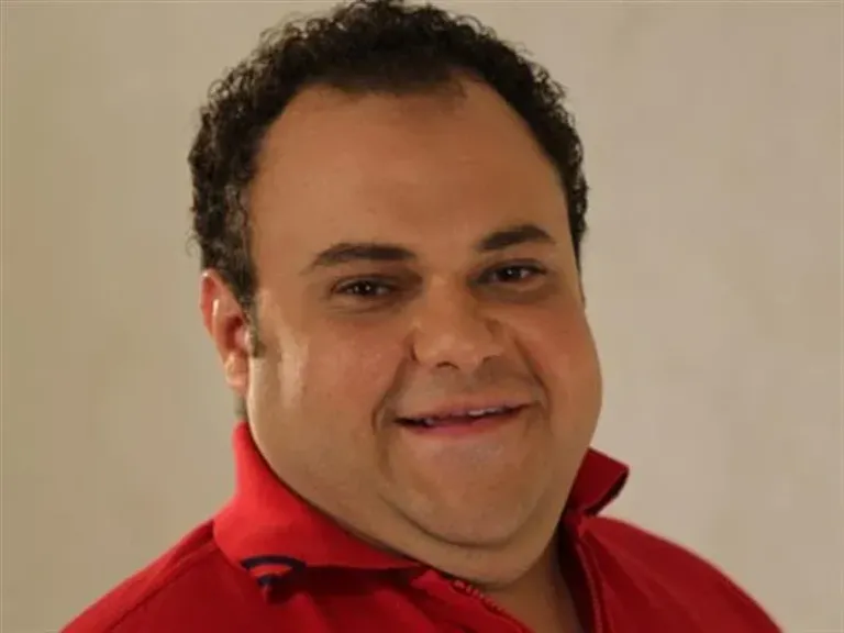 بعد صبر 3 سنوات.. مدحت تيخا يلجأ للقضاء ويسلم جهات التحقيق شيكاً بدون رصيد