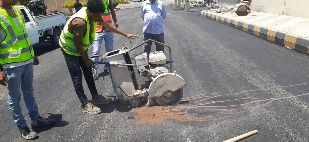 لجنة الإستلام تُعاين أعمال رصف الطرق بمدينة نويبع ضمن مشروعات الخطة الإستثمارية للعام المالي 2026/2025