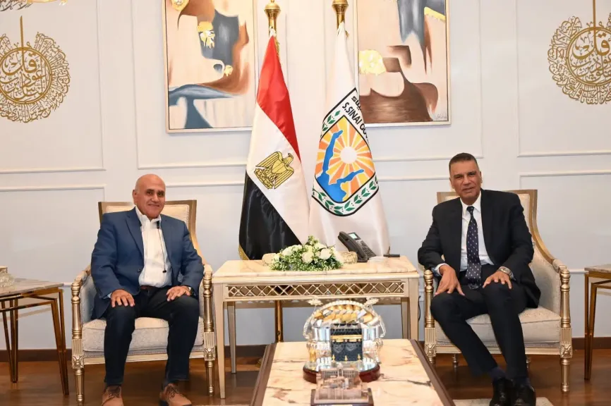 محافظ جنوب سيناء يستقبل رئيس الجهاز التنفيذي لتعمير سيناء ومدن القناة لمتابعة مشروعات الخطة الإستثمارية والتنمية