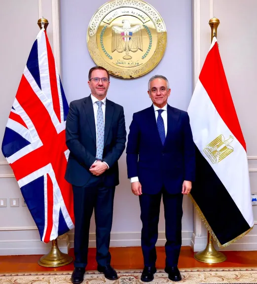 وزير العدل يستقبل سفير المملكة المتحدة بالقاهرة