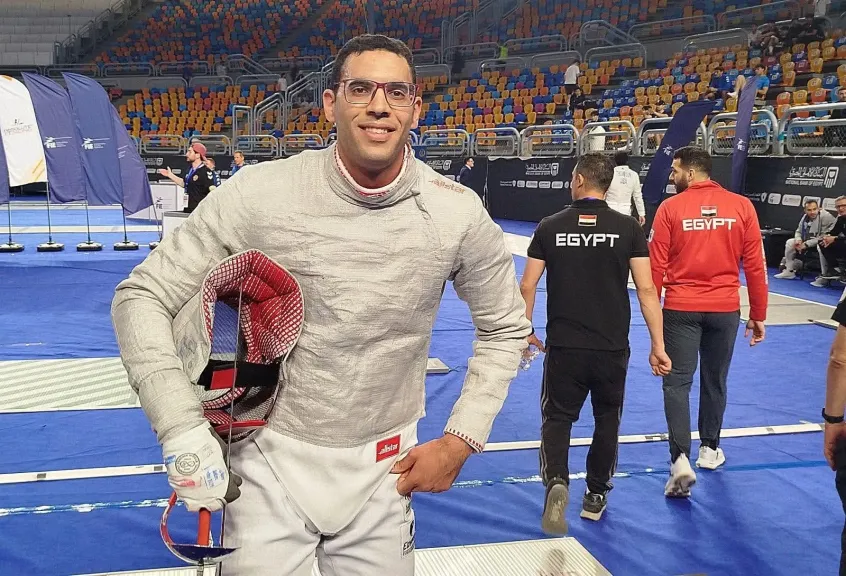 محمد عامر يضمن أول ميدالية لمصر ببطولة العالم للكبار في سلاح السيف