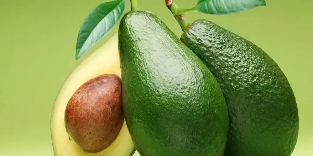 الأفوكادو يتصدر قائمة الأطعمة الداعمة للقلب بفضل الدهون الصحية المفيدة دائمًا