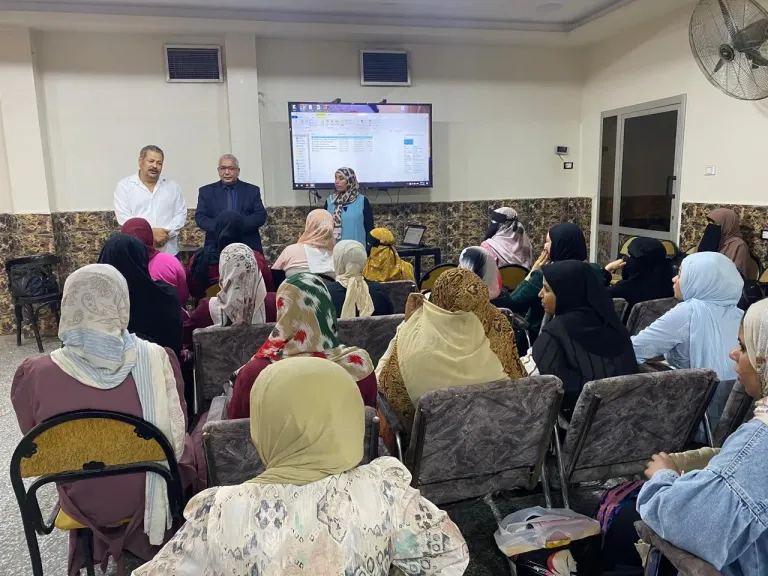 تضامن قنا تنظم تدريب للرائدات الإجتماعيات لدعم وتمكين الأسر