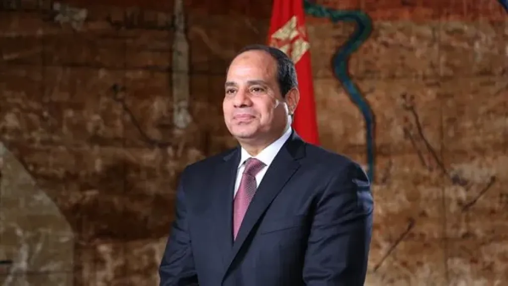 السيسي يتابع الموقف التنفيذي لتطوير موانئ سفاجا الكبير ودمياط