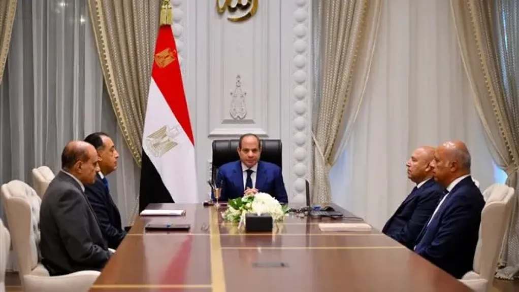 توجيهات قوية من السيسي لوزير النقل بحضور مدبولي ومستشار الرئيس