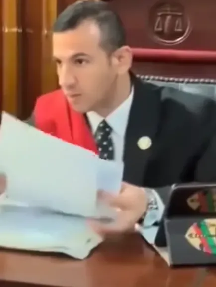 سقوط شريك ”القاضي المزيف”.. ضبط صاحب مطبعة طبع الكروت المزورة للمستشار المنتحل