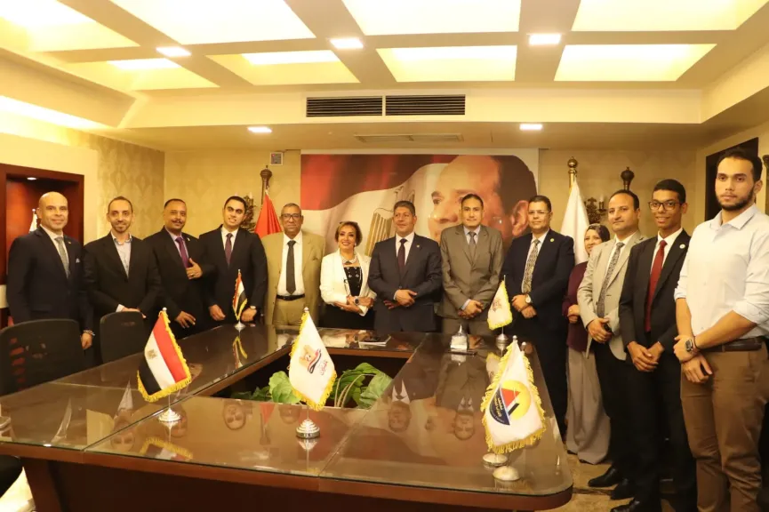 بالصور.. حزب «المصريين» يعقد المنتدى الوطني للمصريين بالخارج لتعزيز الاستثمار والشراكة الوطنية