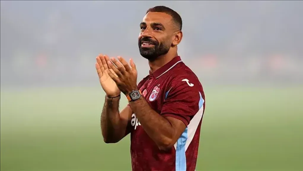 زلزال تسويقي في تركيا.. صفقة محمد صلاح تقود طرابزون لأرقام قياسية في مبيعات التذاكر والقمصان