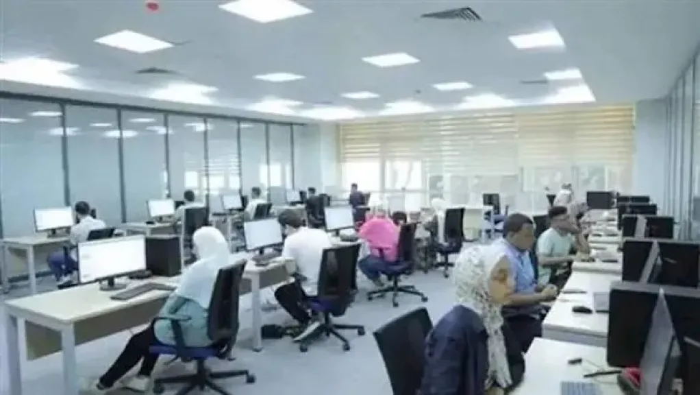 طلاب الثانويه العامه