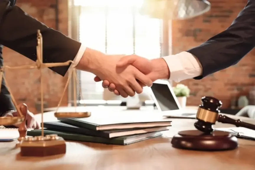 ما هي شروط وإجراءات حضانة الأطفال بعد الطلاق في السعودية؟