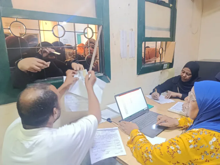 صحة قنا : الكشف على 614 مواطن بالقافلة الطبية المجانية بقرية حجازة قبلي مركز قوص