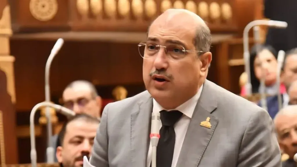 النائب إيهاب وهبة