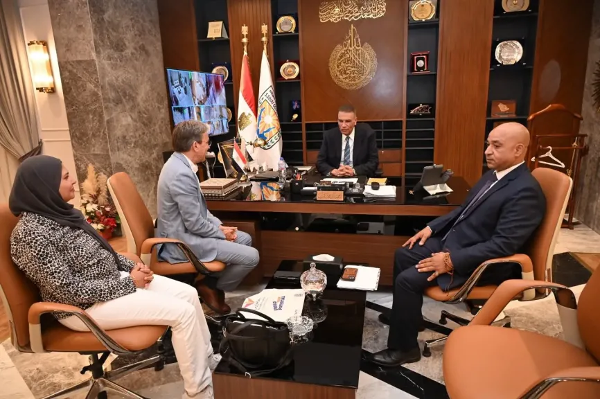 محافظ جنوب سيناء يبحث مع وفد «سيكم» مشروع الزراعة العضوية وإستعادة النظم البيئية