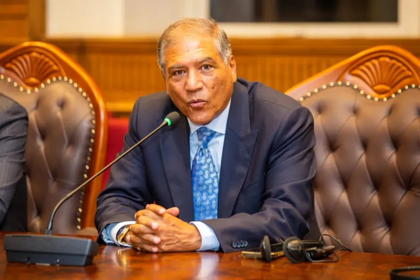 النائب عفت السادات 