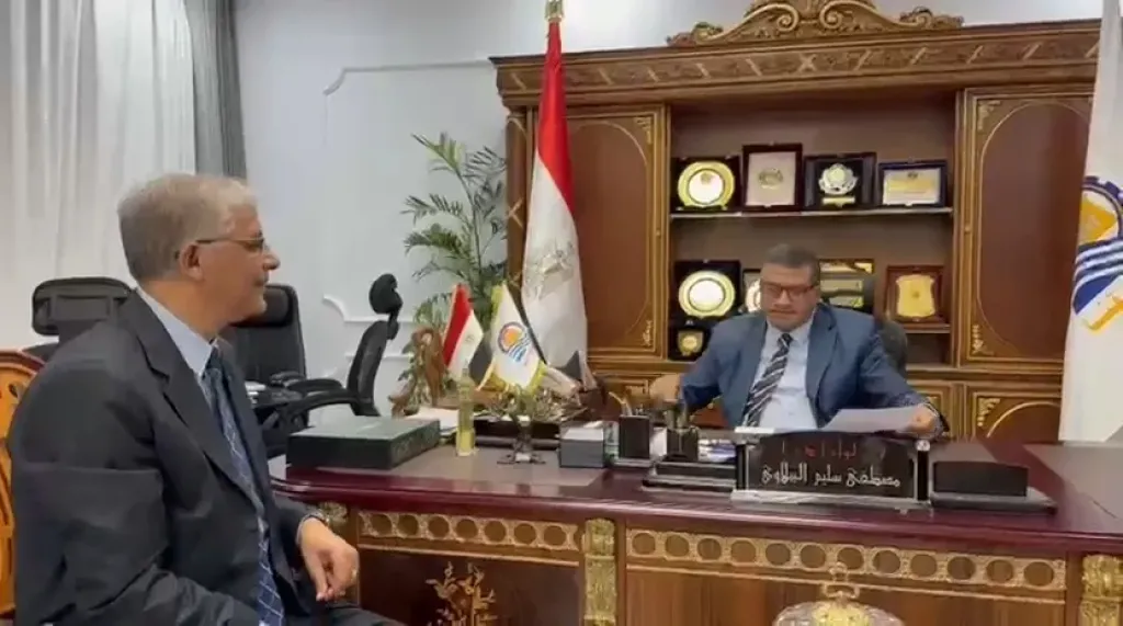 محافظ قنا يقرر خفض الحد الأدنى للقبول بالثانوي العام لـ 235 درجة.. إستجاباً لأولياء الأمور