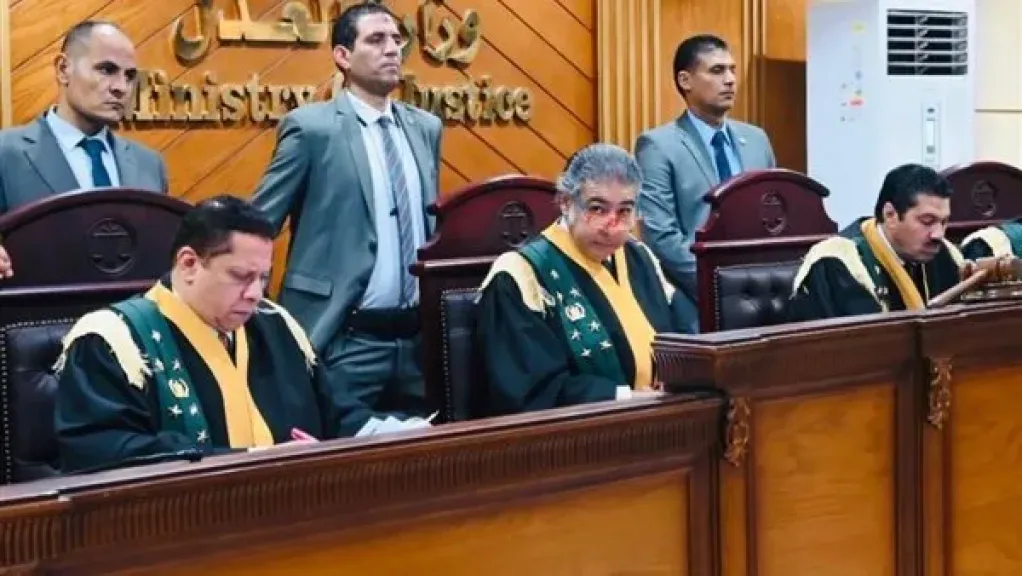 محاكمة أبو حديد لشروعه في قتل طليقته وحماته وزوجة شقيقها