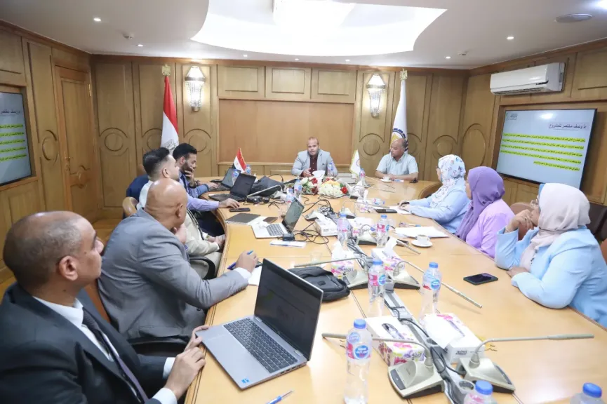 إستعداداً للمنافسة على مستوى الجمهورية..تقييم مشروعات ”الخضراء الذكية” بالدورة الرابعة بقنا