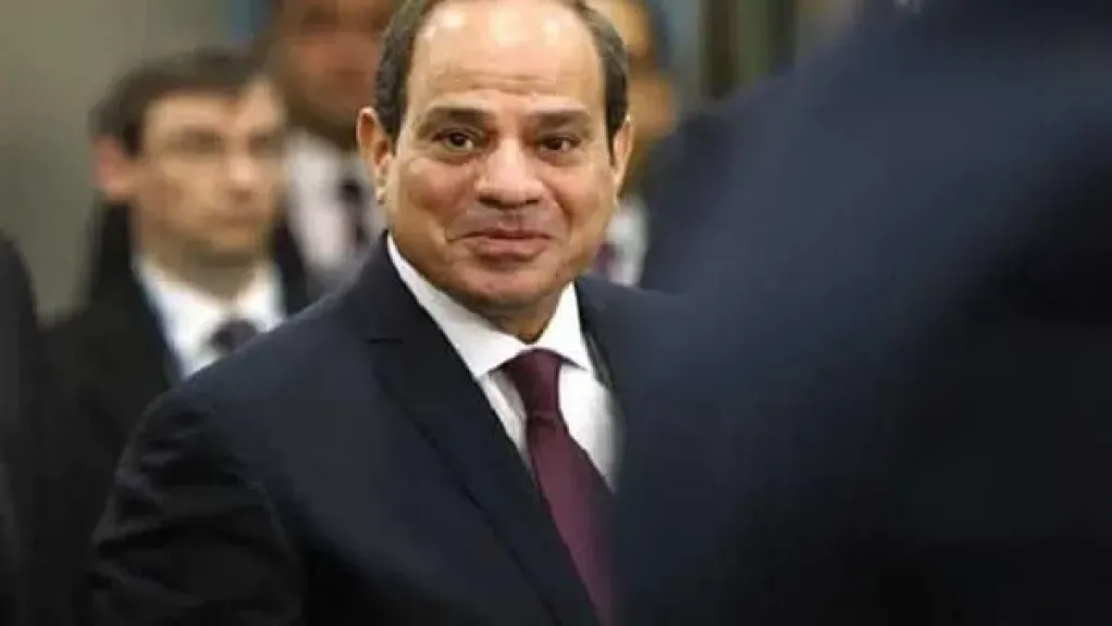 السيسي ورئيس قبرص يشاهدان العروض الجوية بمعرض العلمين الدولي للطيران