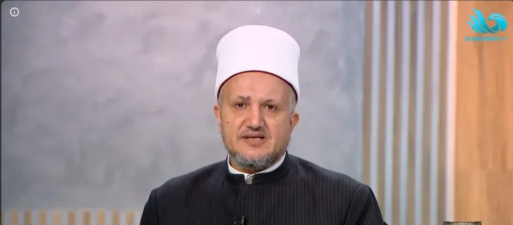 الدكتور عبد الحميد متولي، أستاذ العقيدة الإسلامية
