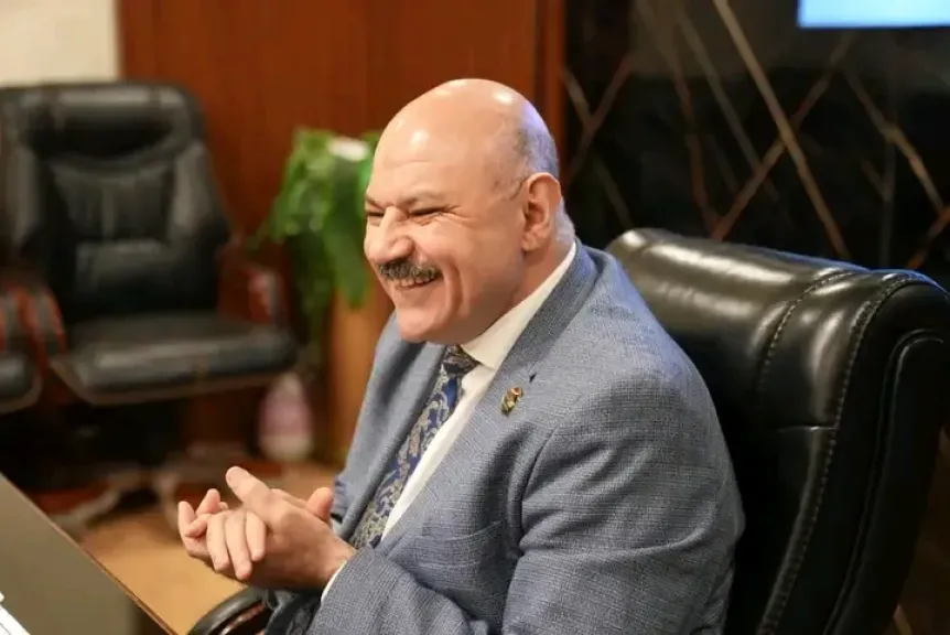 النائب زين الاطناوى 