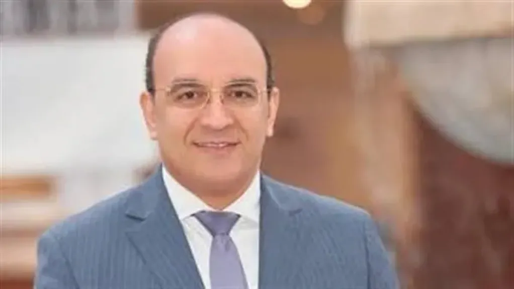 الدكتور تامر عاطف