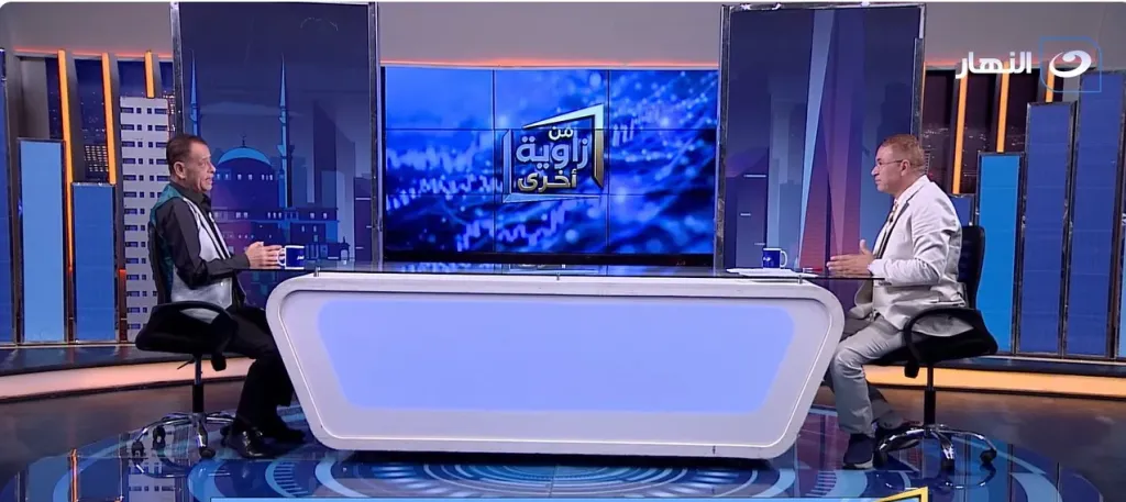 الفنان محمد غنيم، أستاذ الجهاز الهضمي المتفرغ بكلية طب القصر العيني