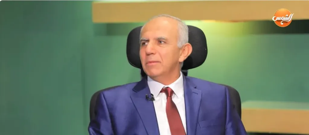 الأستاذ الدكتور محمد عبد المنعم حسب الله، أستاذ بقسم طب العيون وجراحتها بقصر العيني