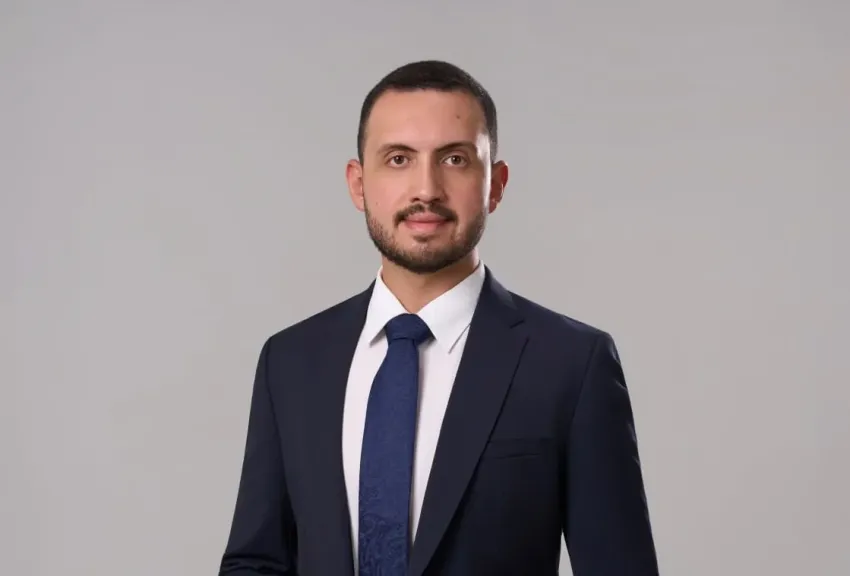 باهر فيليب، الخبير السياحي