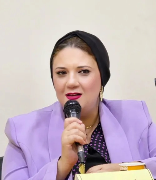 داليا الحزاوي، الخبيرة التربوية ومؤسس ائتلاف اولياء امور مصر