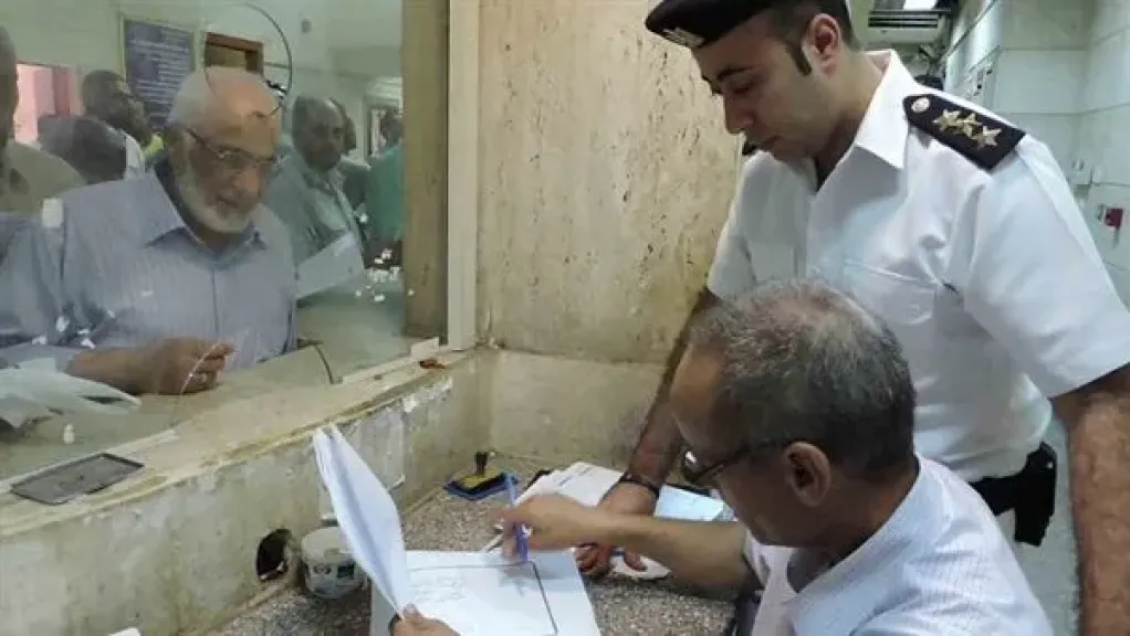 الجوازات والهجرة تواصل تسهيل الخدمات للمواطنين وكبار السن وذوي الاحتياجات الخاصة