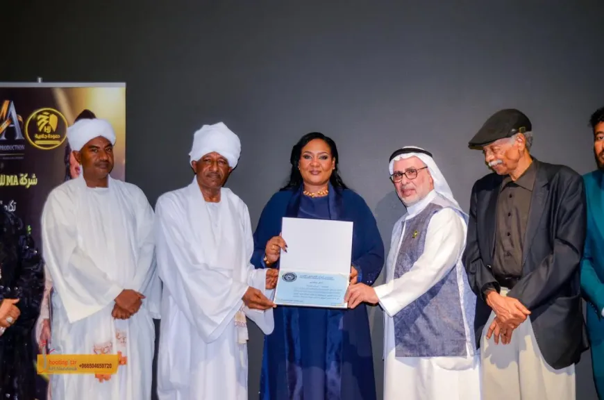 اتحاد الفنانين العرب وشركة MA يكرمان الفنانة والنجمة السودانية العالمية إسلام المبارك في جدة