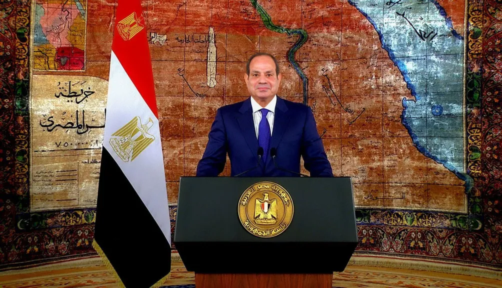 الرئيس السيسى يدعو مؤسسات الدولة والخبراء والشعب للتسجيل بمنتدى مصر