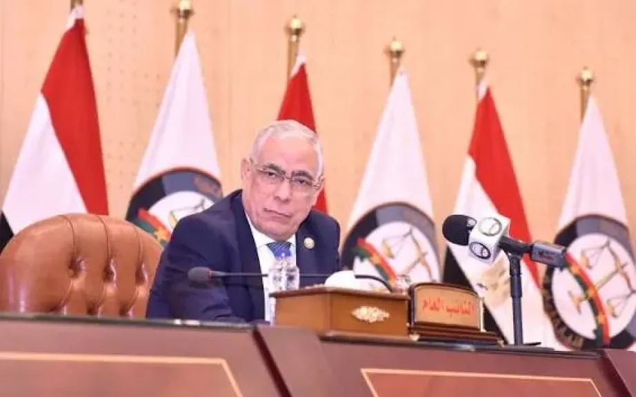 النائب العام يلتقي نظيريه الإماراتي والسويسري على هامش مؤتمر العدالة الجنائية بأبوظبي