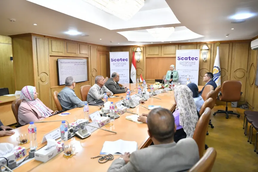 شركة ”Scatec النرويجية” تعقد لقاءاً تعريفياً بمشروعاتها وآليات التواصل مع المواطنين بديوان عام المحافظة