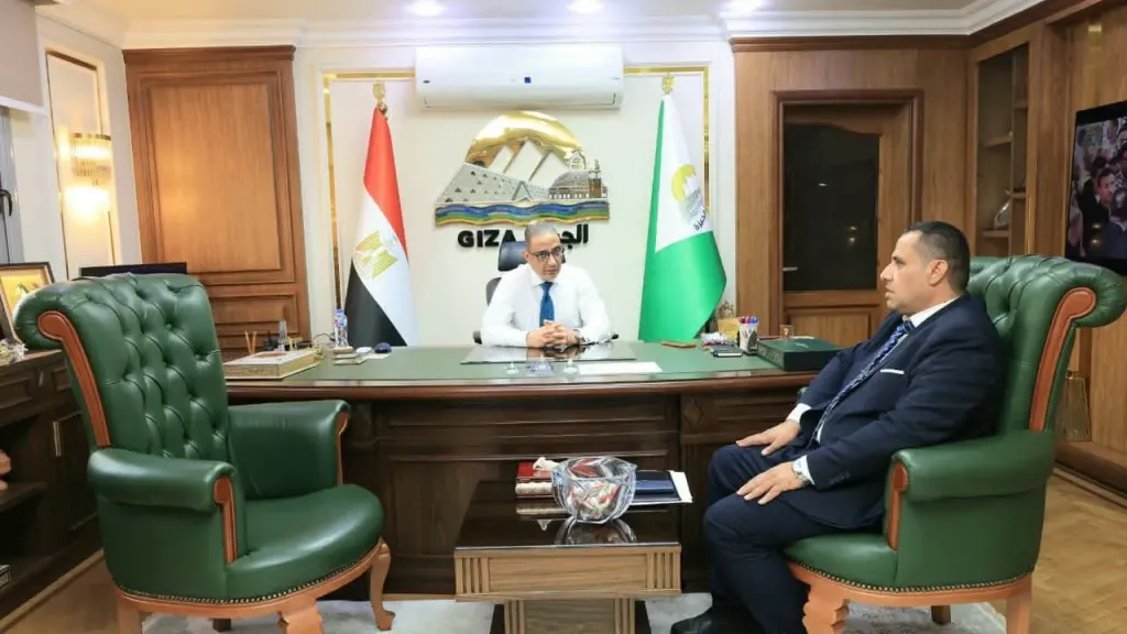 محافظ الجيزة يستقبل وكيل وزارة العمل الجديد بالمحافظة ويؤكد أهمية تطوير منظومة العمل وتعزيز فرص التشغيل